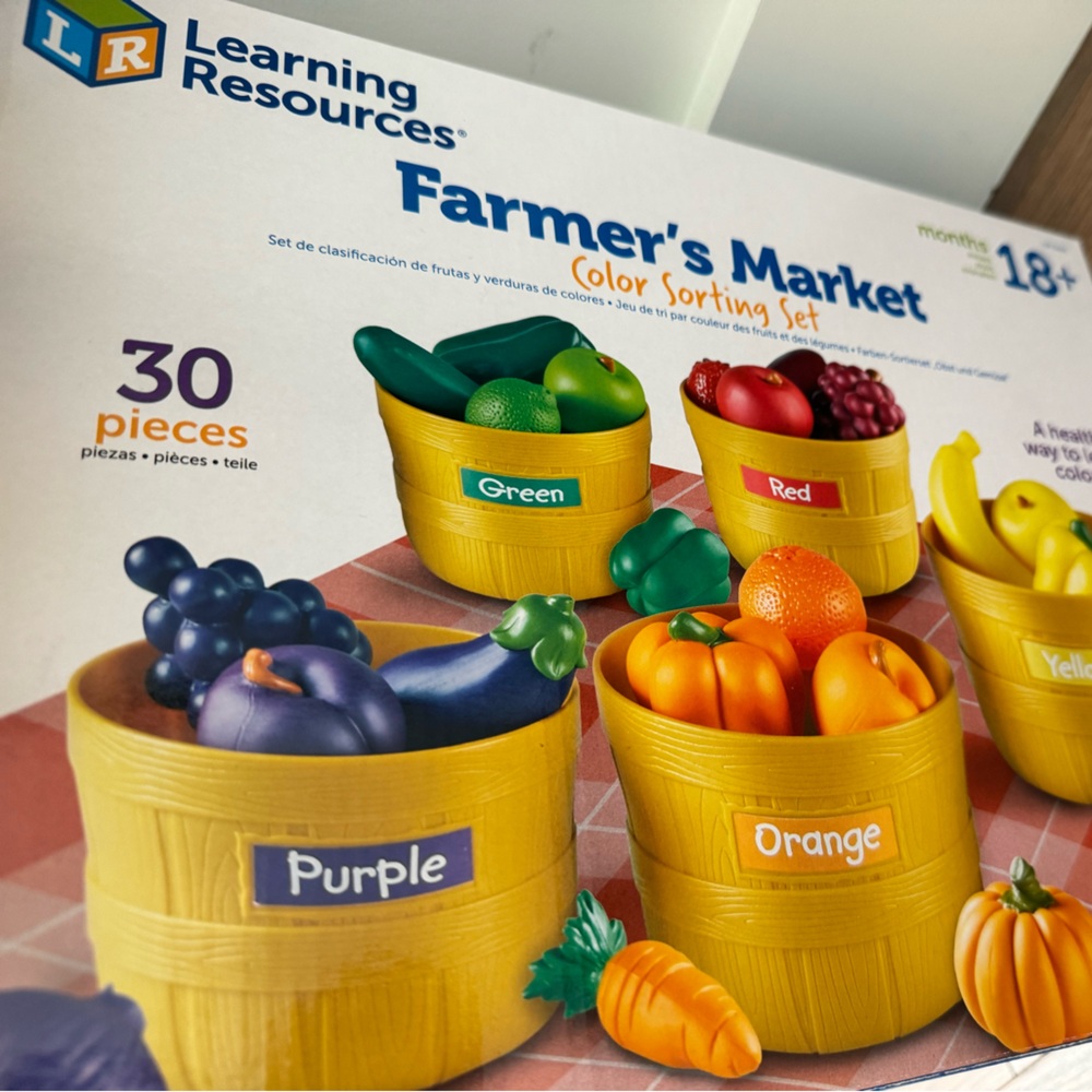 Learning Resources Farmer's Market Set - Brand New Unopened